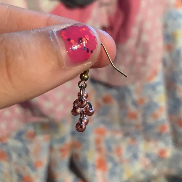 handmade beaded earrings - Picture 5 of 5